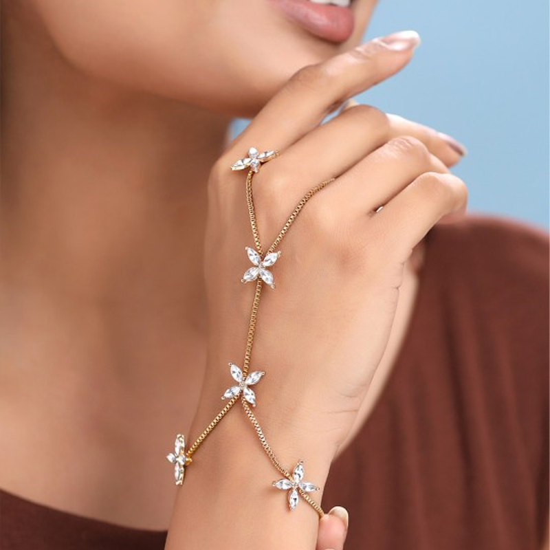 Women Gold-Plated Flower Crystal Graceful Hand Chain Ring Bracelet