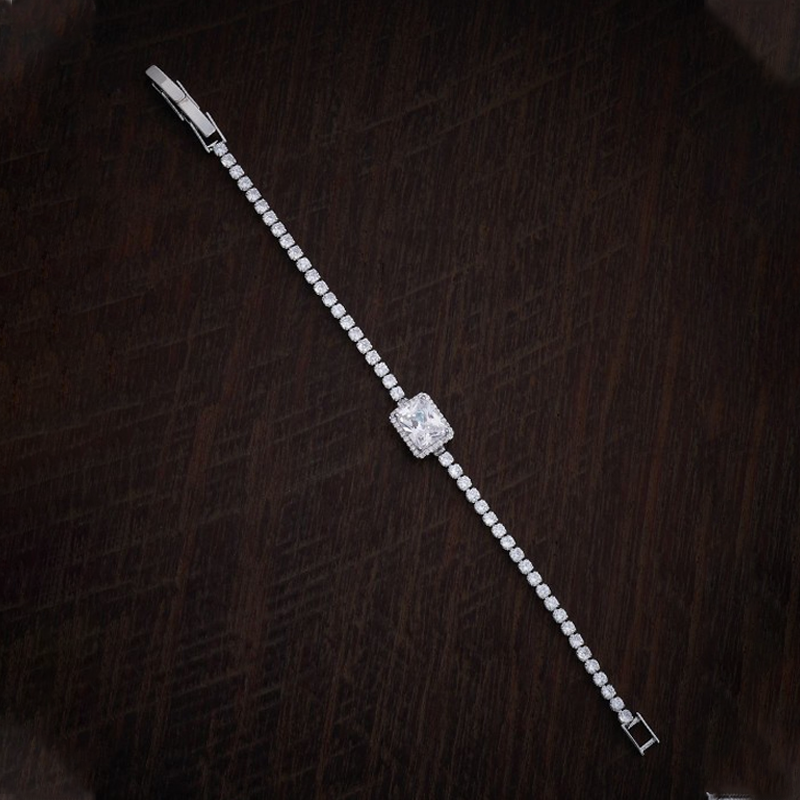 Women Rhodium-Plated Cubic Zirconia Studded Link Bracelet